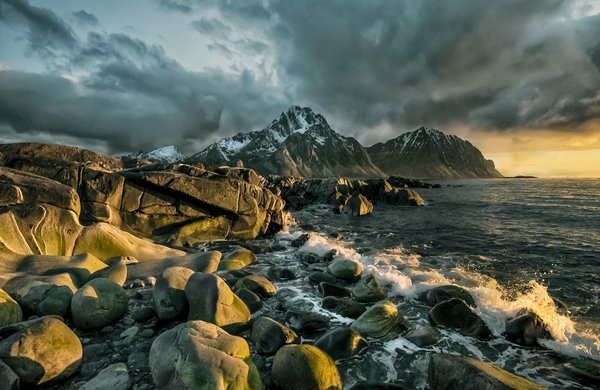 Où découvrir les traditions culinaires de la Provence, France : marchés, cours de cuisine et spécialités ?
